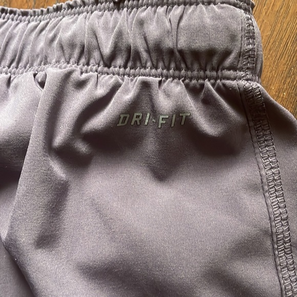Nike Shorts *Purple* Size Medium - Picture 6 of 7